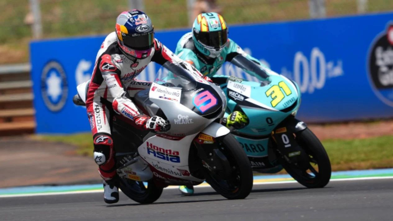 Aksi Heroik Veda Ega Pratama di Silverstone: Start dari Belakang, Finis di Sepuluh Besar