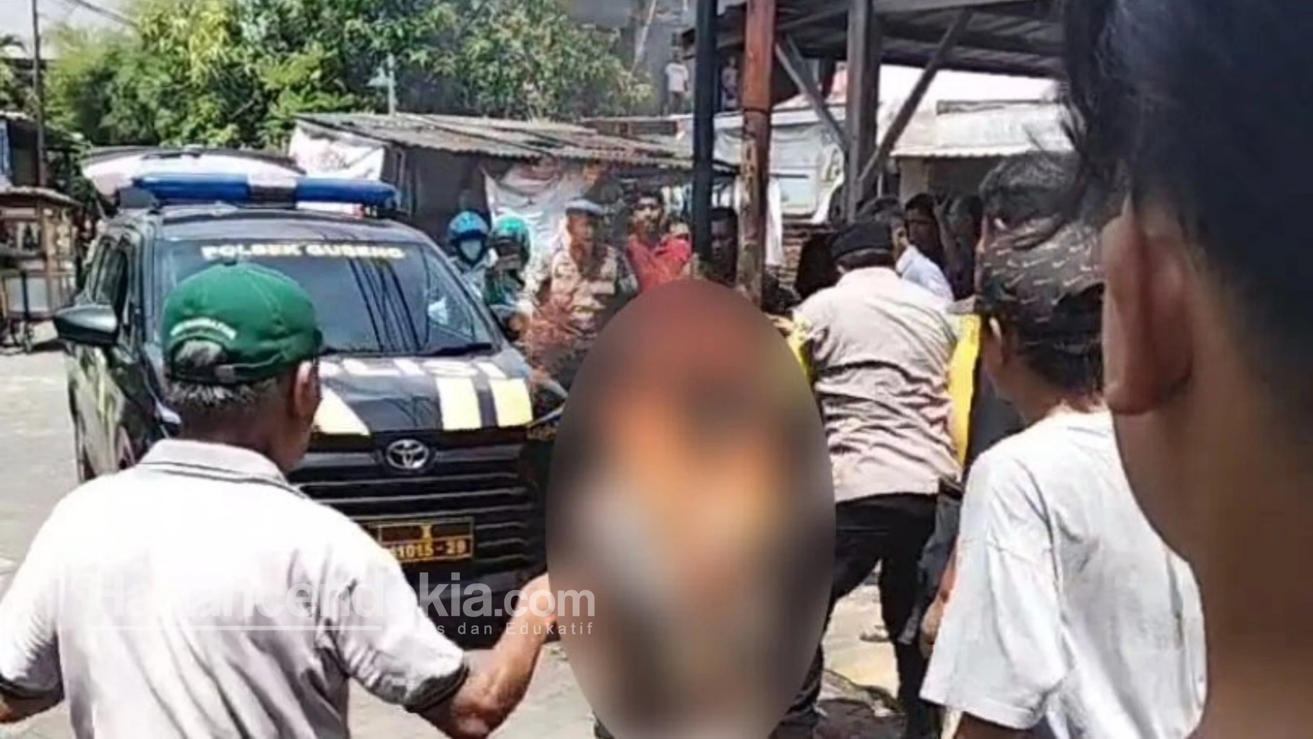 Aksi Main Hakim Sendiri di Tabang, Massa Bakar Rumah Terduga Pelaku Penganiayaan