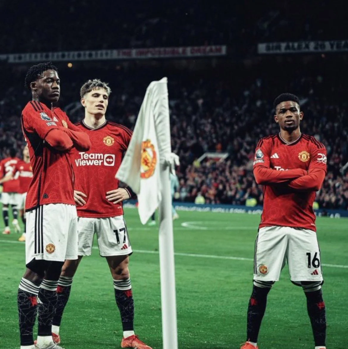 Andrey Santos dan Revolusi Lini Tengah Michael Carrick di Manchester United