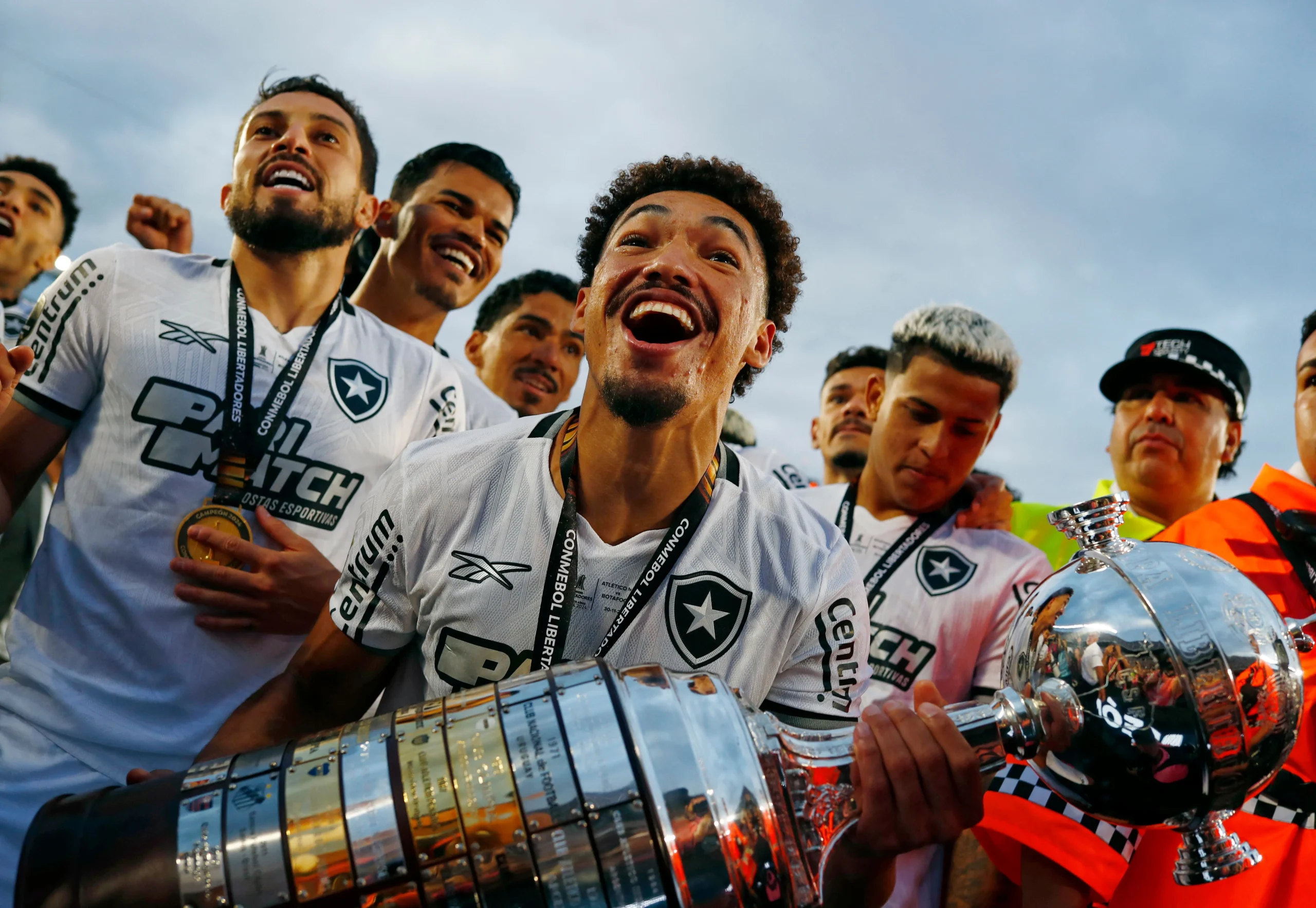 Copa Sudamericana Memanas: Ambisi Botafogo dan Godaan Finansial di Balik Wacana Pindah Konfederasi