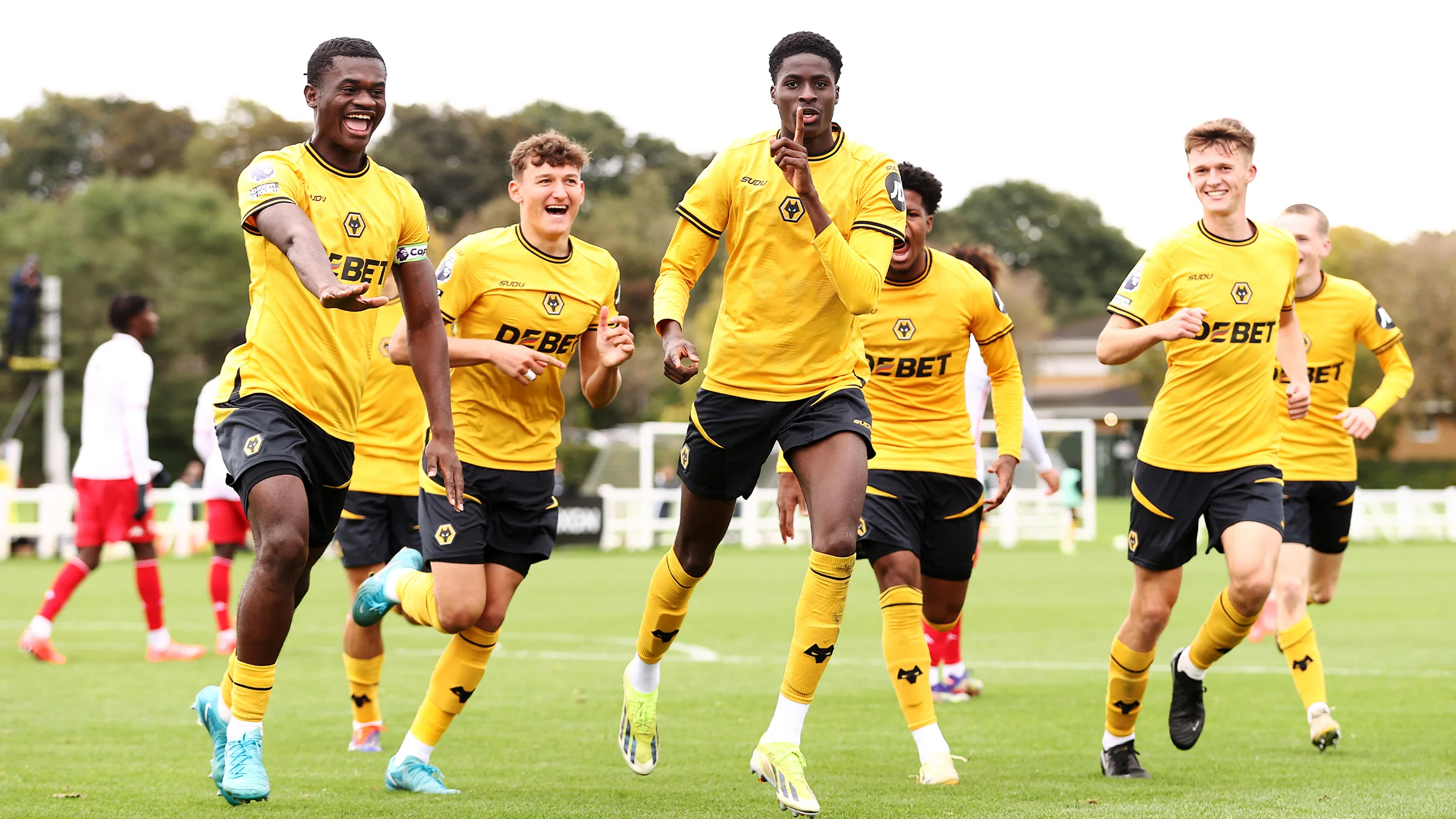 Debut Manis Saheed Olagunju Warnai Kemenangan Wolves atas Sheffield Wednesday di Carabao Cup