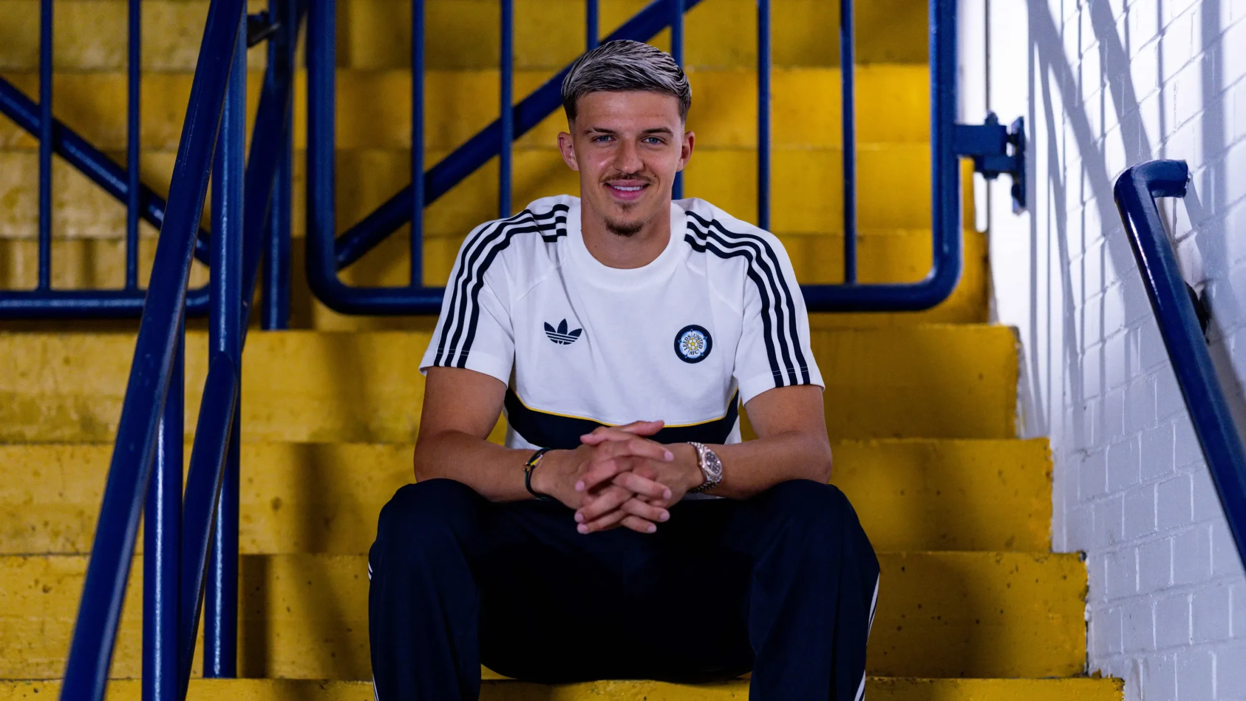 Debut Manis Tarik Muharemović: Leeds United Curi Tiga Poin Dramatis di City Ground