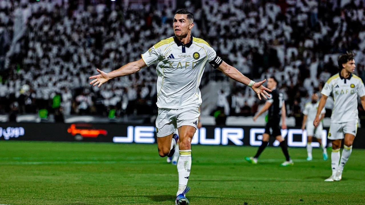 Dominasi Liga Arab Saudi: Ronaldo Cetak Sejarah, Al Ahli Mengancam, dan Bintang Lokal Bersinar