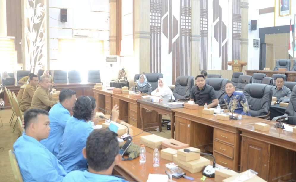 DPRD Balangan Gelar RDP Bahas Program Beasiswa Yayasan Sapta Mandiri