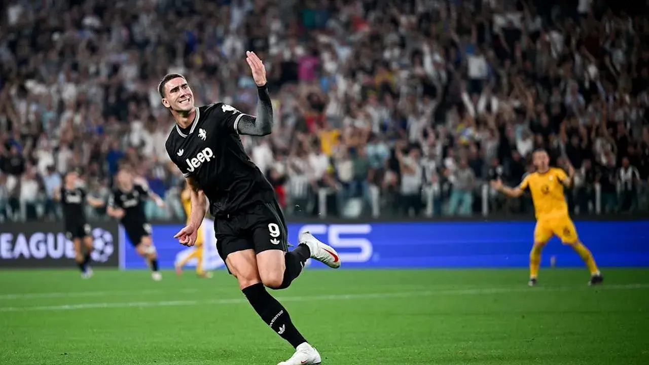 Drama Berakhir, Dusan Vlahovic Resmi Berlabuh ke Besiktas
