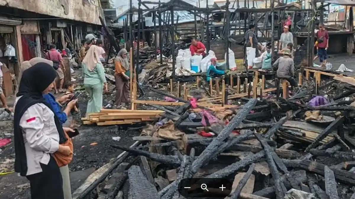 Dua Pasar Banjarmasin Terbakar Beruntun, Giliran Pasar Baimbai Membara Jelang Subuh