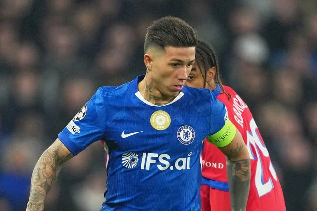 Enzo Fernández di Persimpangan Jalan: Antara Cemoohan Stamford Bridge dan Masa Depan di Chelsea