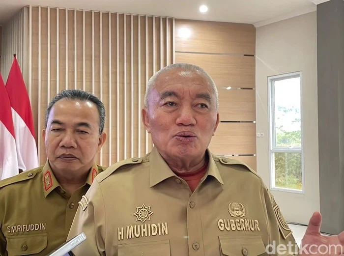 Gubernur Muhidin Apresiasi Semangat Dan Kerja Keras Satgas Karhutla