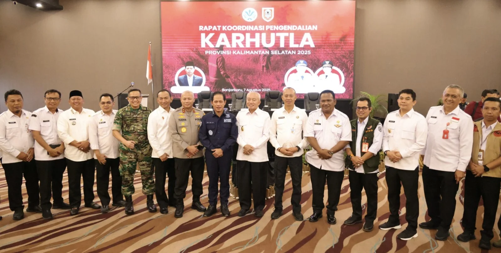 Karhutla di Pengayuan Banjarbaru Kembali Membara, Gubernur Muhidin Pantau Pemadaman