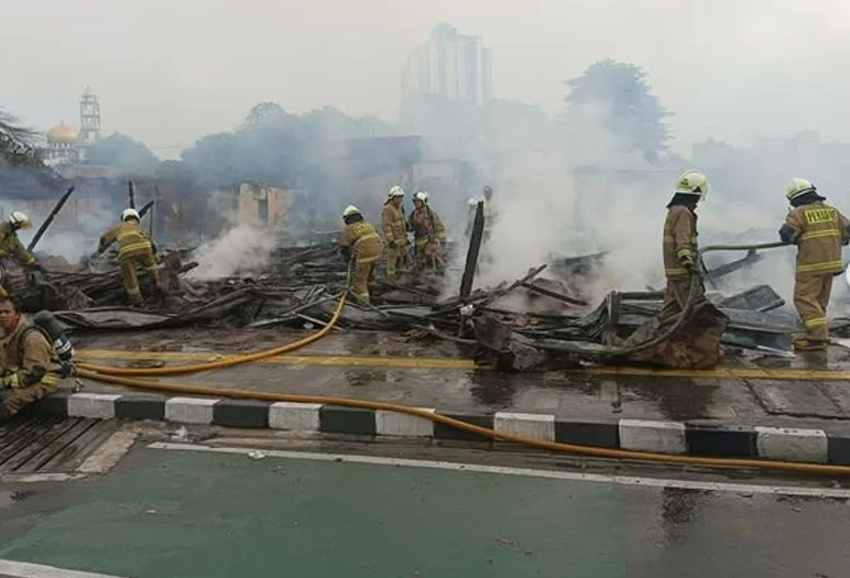 Kebakaran di Pemurus Dalam Telan Satu Korban Jiwa Saat Perayaan HUT RI