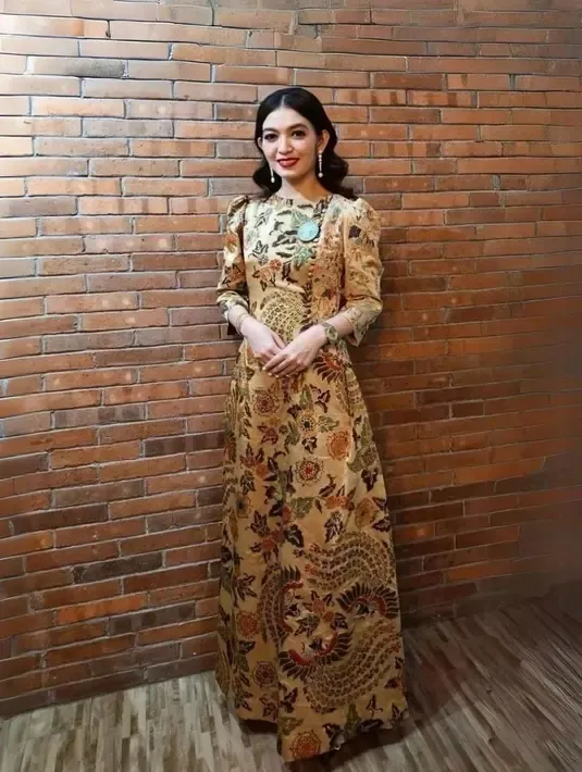 Pesona Elegan Selvi Ananda dalam Balutan Wastra Modern di Sidang Tahunan MPR 2026