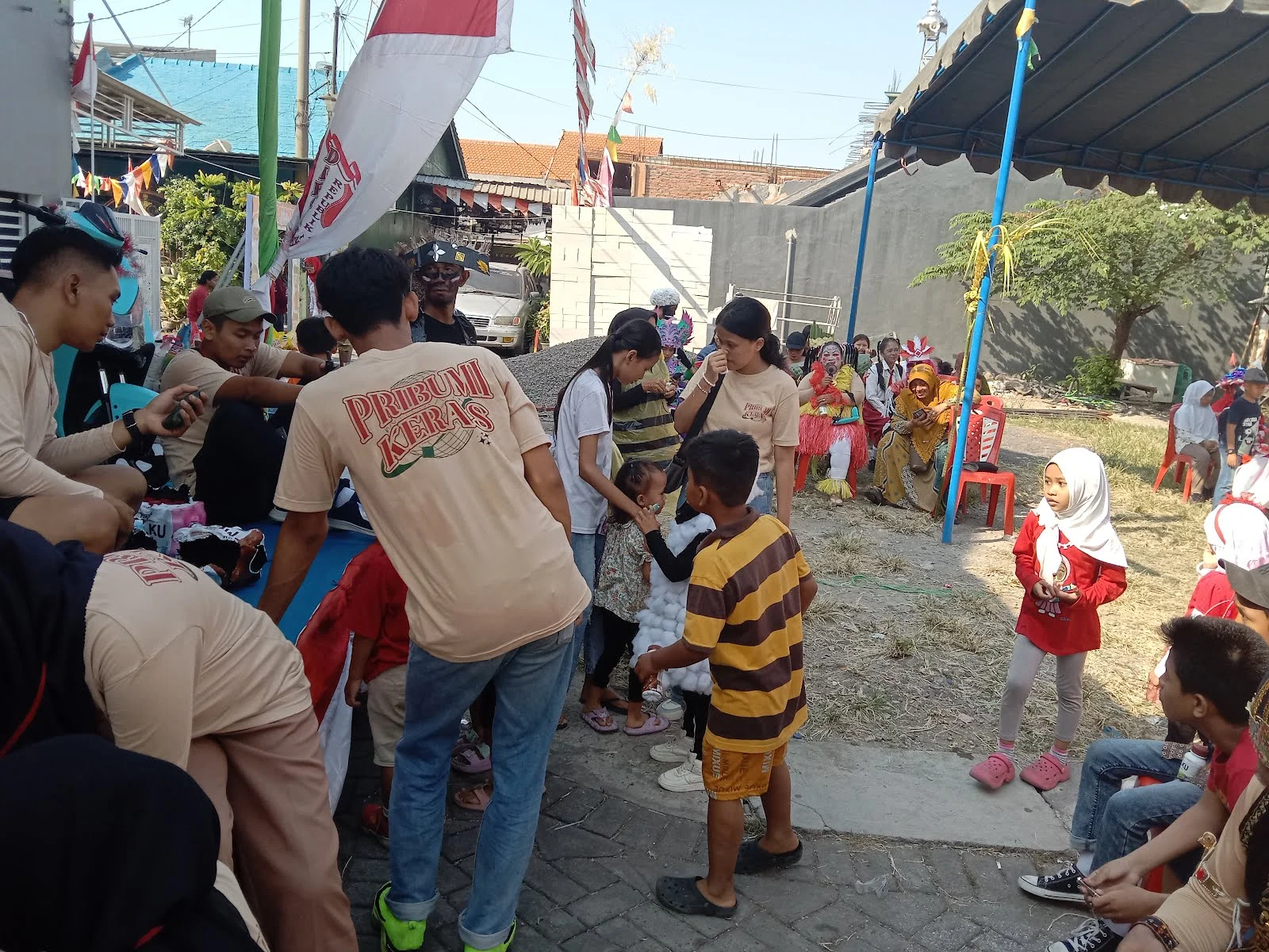 Semarak Karnaval Kreativitas HUT RI Ke-81 di Kotabaru