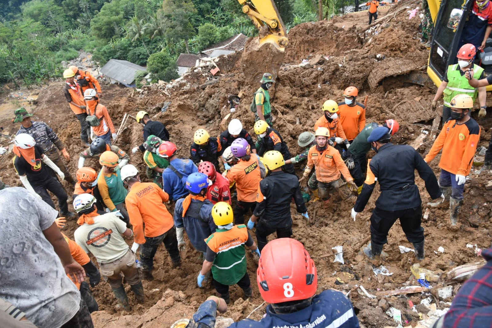 Tragedi Gempa NTT: 47 Korban Jiwa dan Ribuan Warga Mengungsi, Tim SAR Dikerahkan