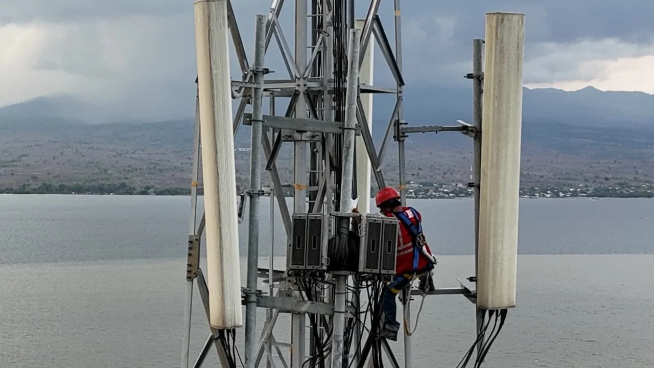 XLSMART Percepat Pemulihan Jaringan di NTT Pasca Gempa dengan Siagakan Genset