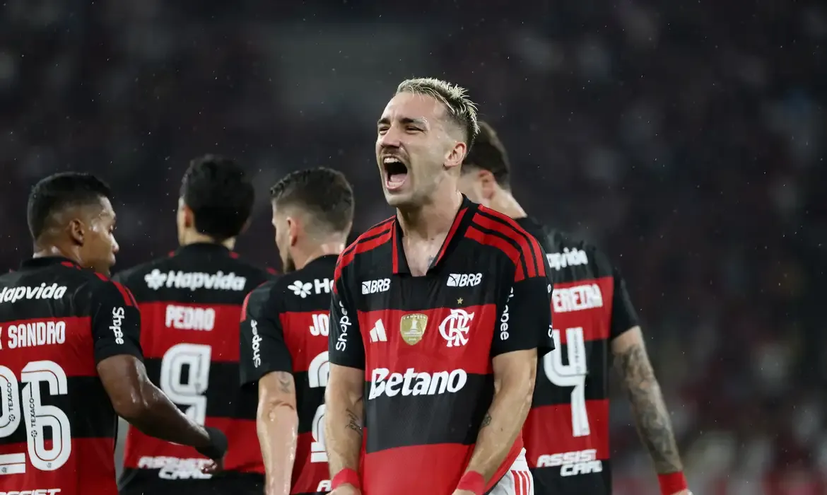 Flamengo Rebut Takhta Serie A Brasil Usai Tumbangkan Remo dalam Laga Dramatis