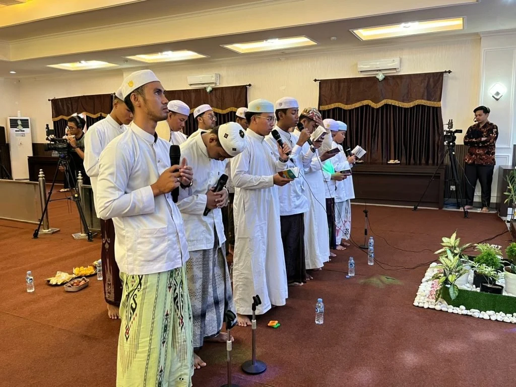 Peringati Maulid Nabi, Ketua KRBB Kalsel Ajak Ibu-Ibu Teladani Akhlak Rasulullah dan Gemar Bershalawat