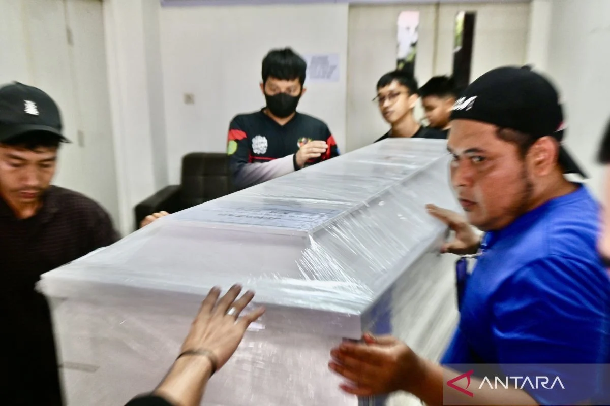 Alat Salvage Segera Tiba di Trisakti, Tim DVI Polda Kalsel Identifikasi 3 Jenazah Korban KM Virgo