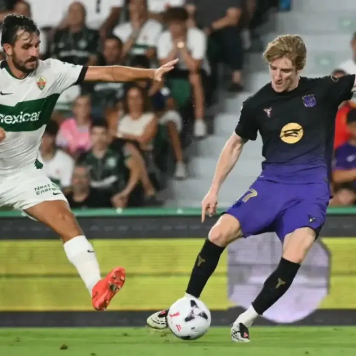 Anthony Gordon Ungkap Kunci Adaptasinya di Barcelona