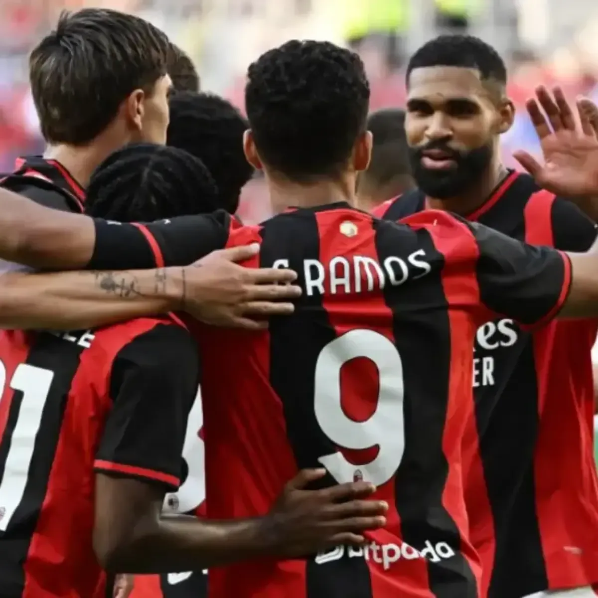 Badai Cedera Milan Berlanjut, Alexis Saelemaekers Terancam Absen hingga 2027