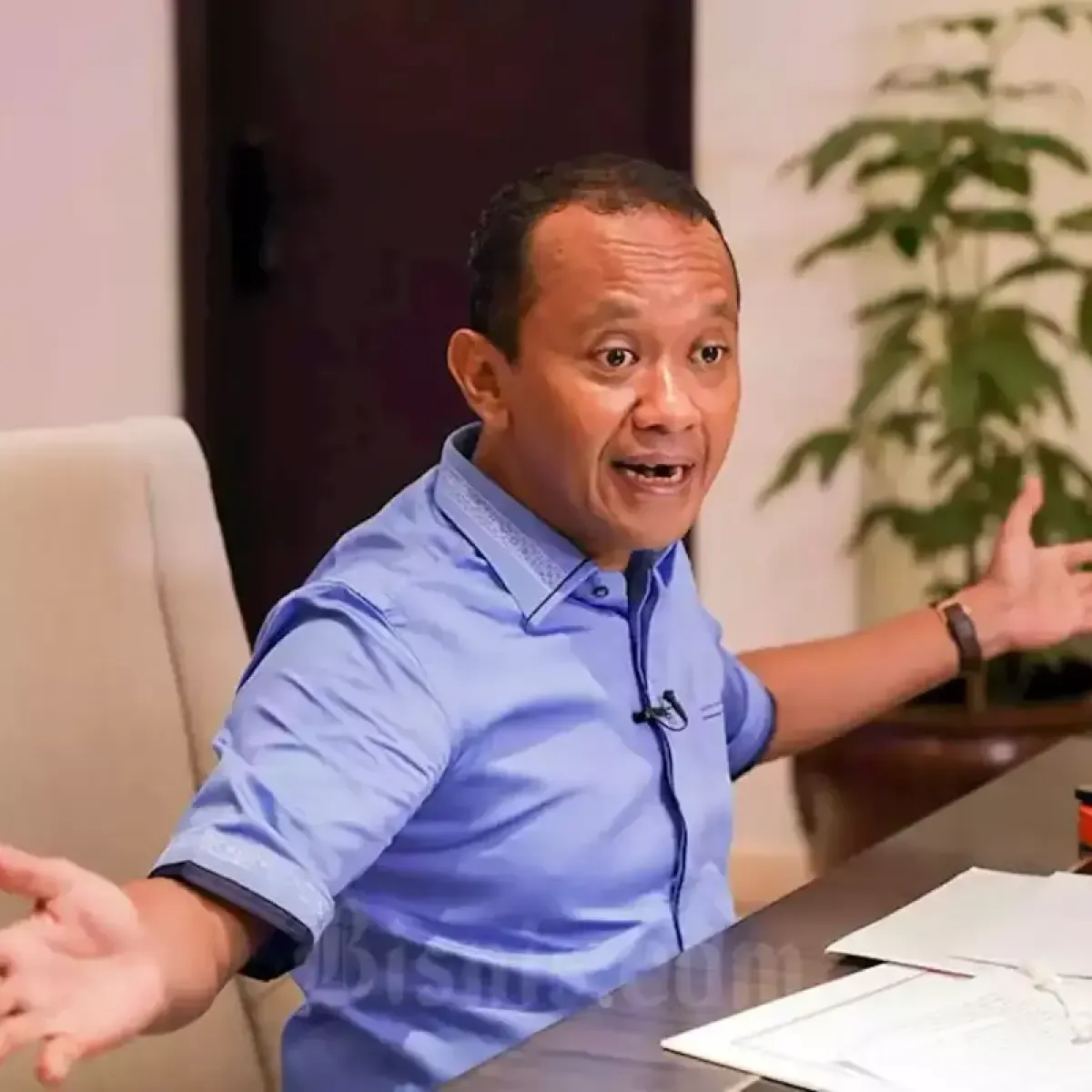 Bahlil Lahadalia Tegaskan Hanya Terima Satu Gaji Meski Rangkap Jabatan di Kabinet Merah Putih