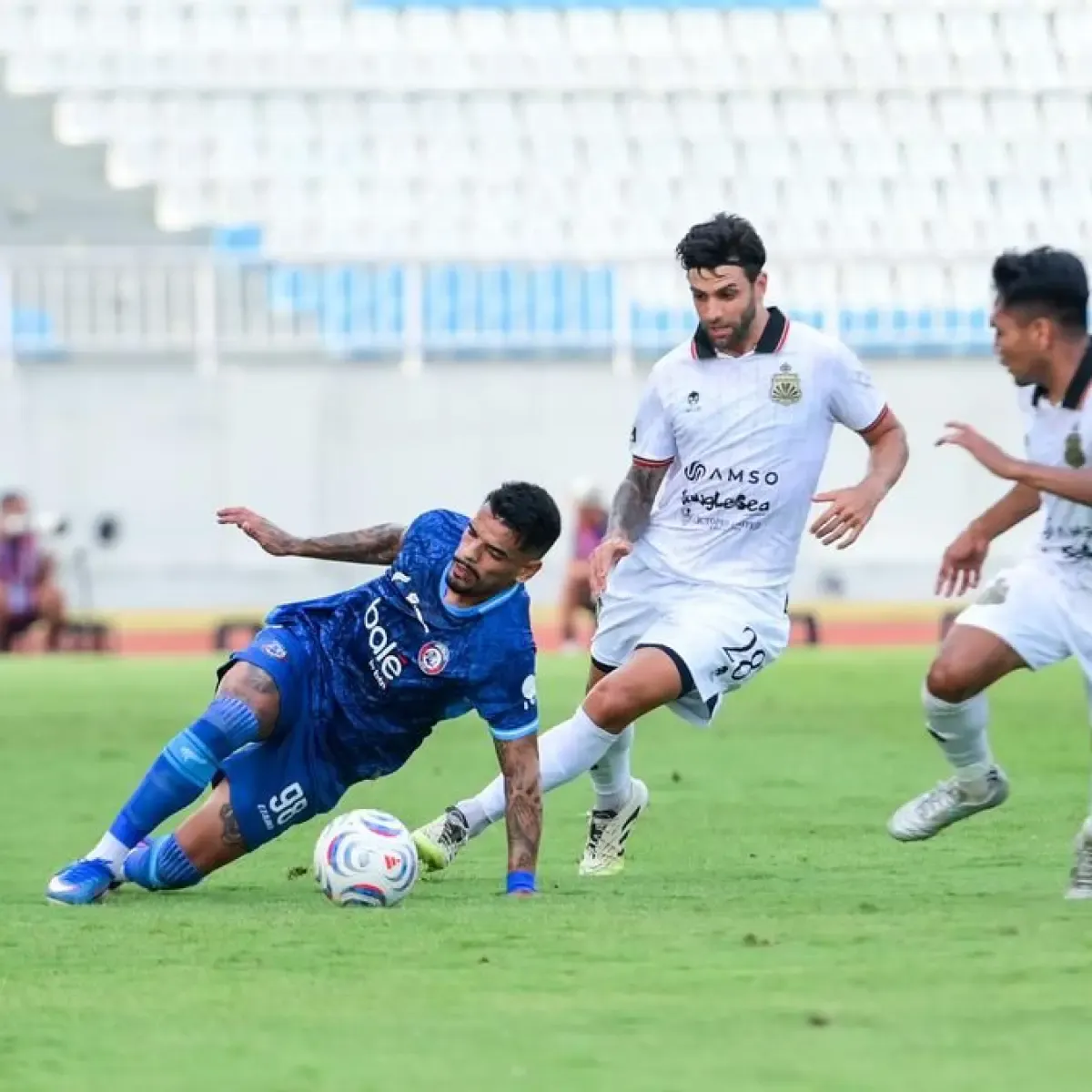 Bhayangkara FC Tahan Imbang Arema FC Setelah Unggul Dua Gol