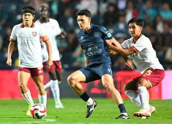 Buriram United Frustrasi, Borneo FC Curi Poin di Kandang Juara Bertahan