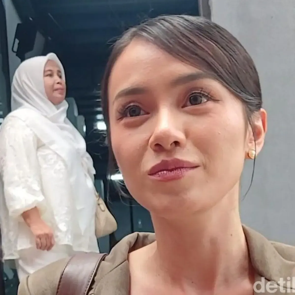 Dara The Virgin Jalani Operasi Pengangkatan Tumor Payudara Jinak