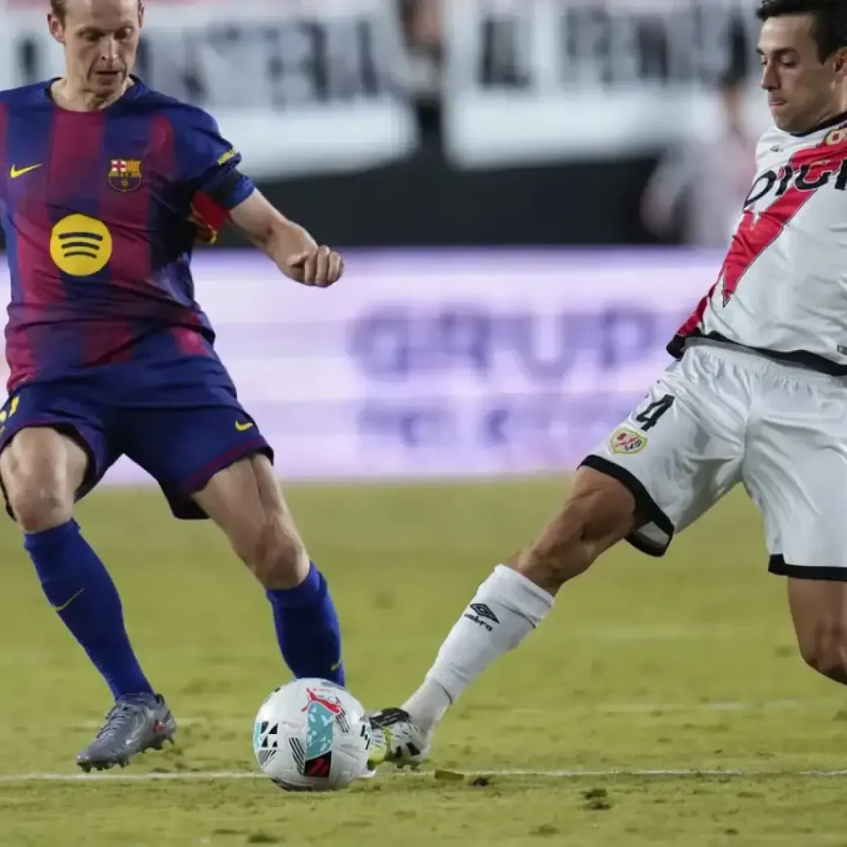 Frenkie De Jong Kembali Berlatih Bersama Barcelona Usai Absen 75 Hari