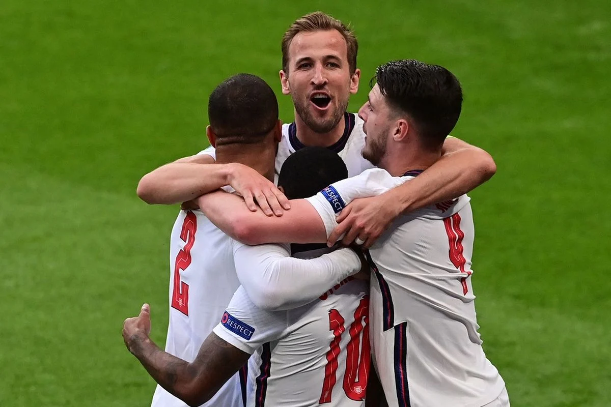 Kane Cetak Dua Gol, Inggris Pesta Gol 3-0 atas Republik Ceko di Wembley