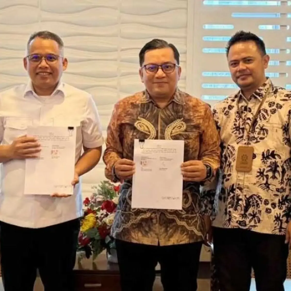 Kementerian UMKM Salurkan Banpres bagi Usaha Terdampak Bencana di Tiga Provinsi