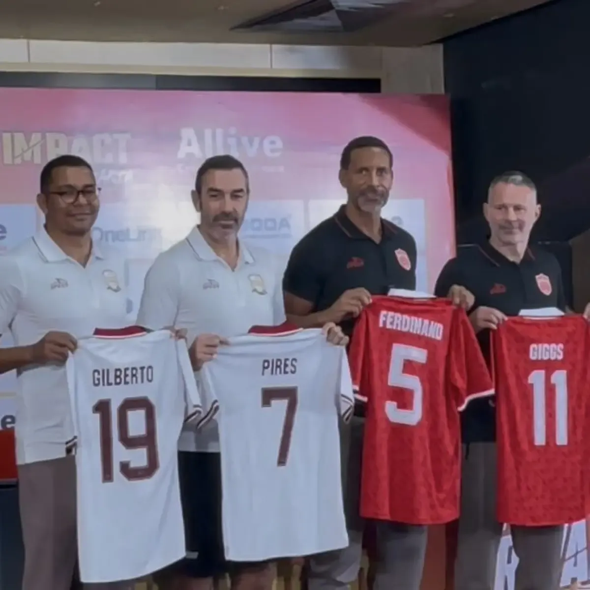 Legenda Arsenal dan MU Bertemu di GBK Jakarta pada 10 Oktober 2026