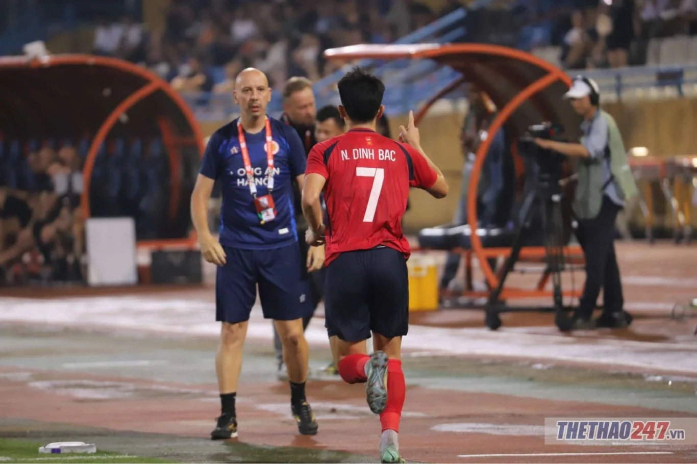 Lion City Sailors Dikalahkan CAHN 1-0, Nguyễn Đình Bắc Alami Cedera dan Peringatan Serius untuk Timnas Vietnam