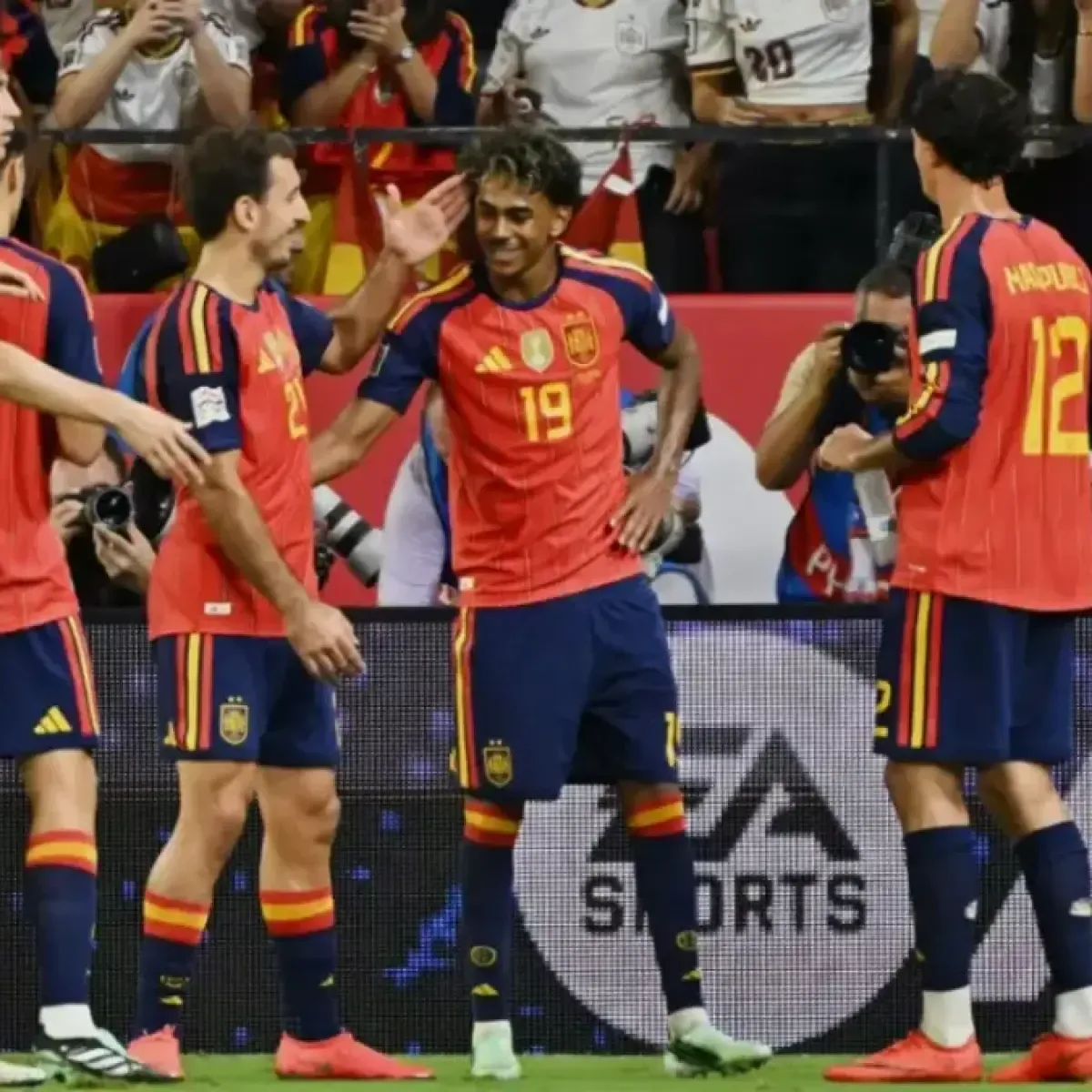 Luis de la Fuente Batasi Menit Bermain Lamine Yamal di Jeda Internasional