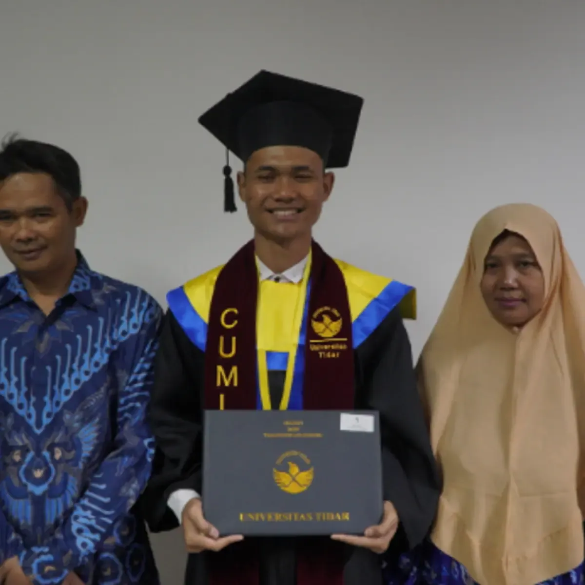 Mahasiswa Untidar Lulus Tanpa Skripsi Lewat Gim Roblox, Raih Predikat Wisudawan Terbaik