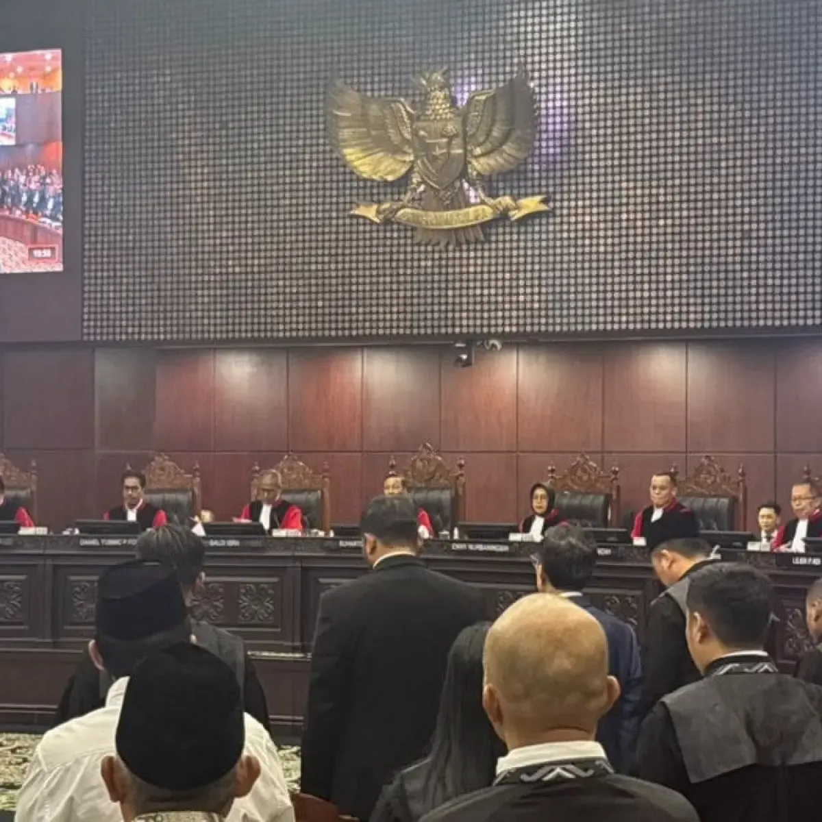 MK Mulai Sidang Putusan Gugatan Syarat Pendidikan Gibran