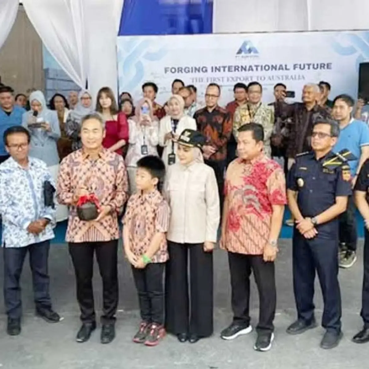 PT Auri Steel Metalindo Ekspor Perdana Baja Ringan ke Australia