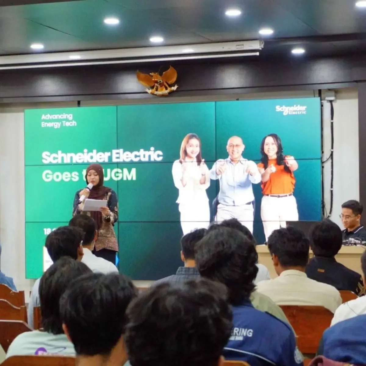 Schneider Electric dan UGM Perkuat Sinergi Penguatan Talenta Vokasi
