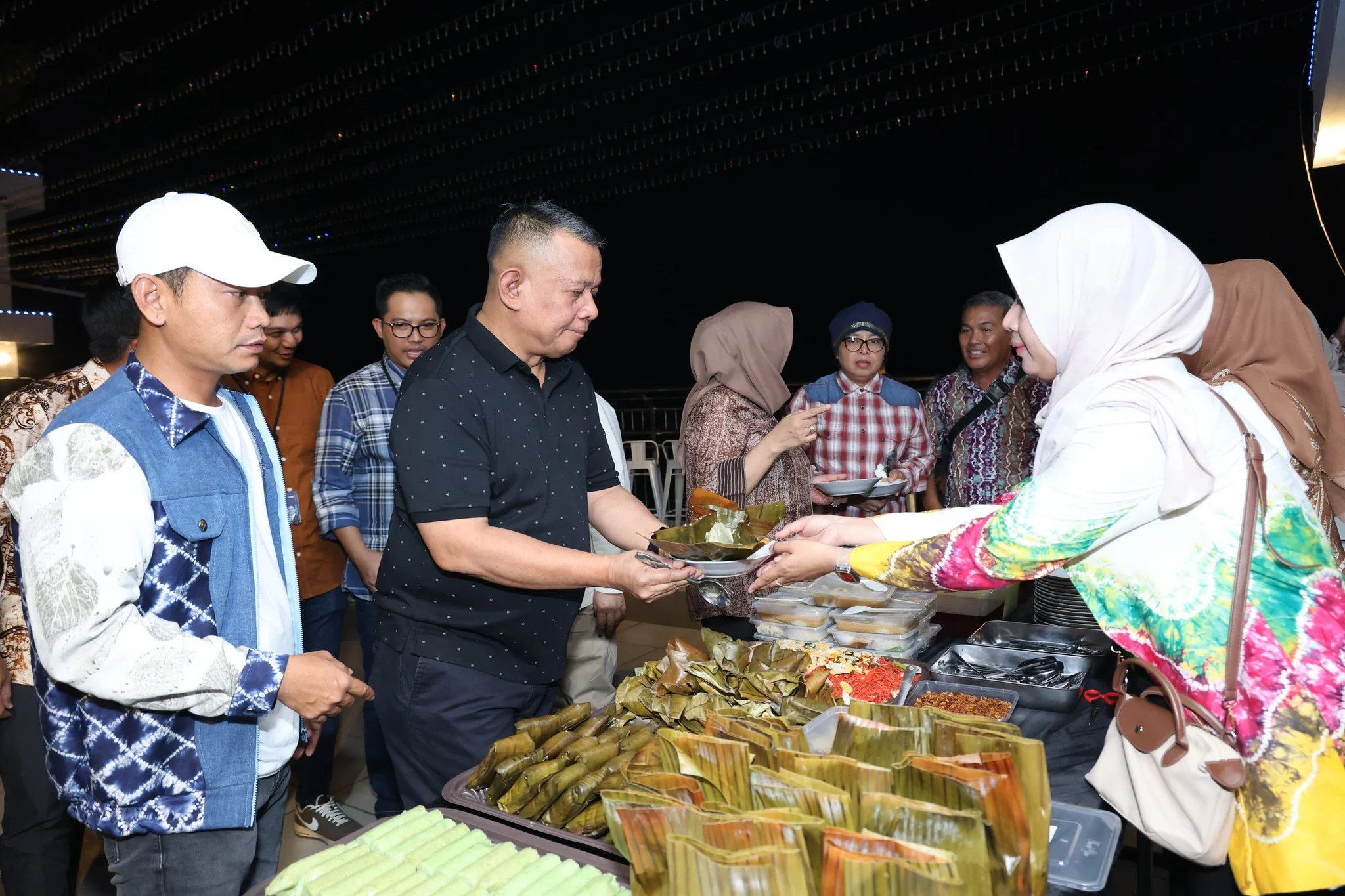 Selesai Upacara, Tamu Wali Kota Banjarmasin Dijamu Makanan Khas Banjar
