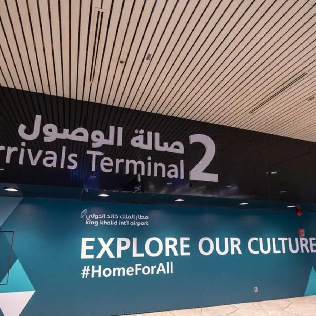 Serangan Houthi Tewaskan Tiga Orang di Bandara Saudi