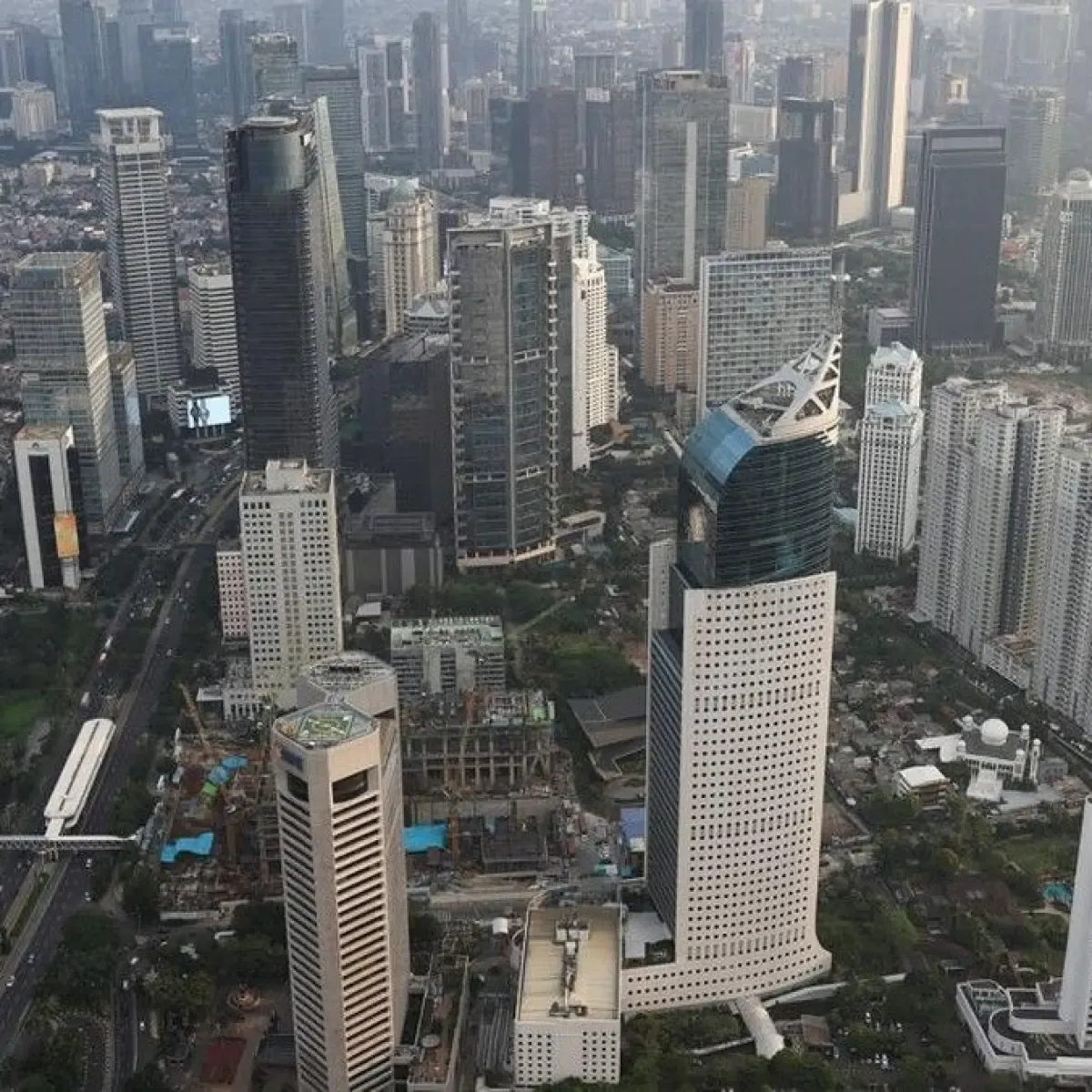 Tingkat Keterisian Kantor SCBD Jakarta Meningkat hingga 87 Persen