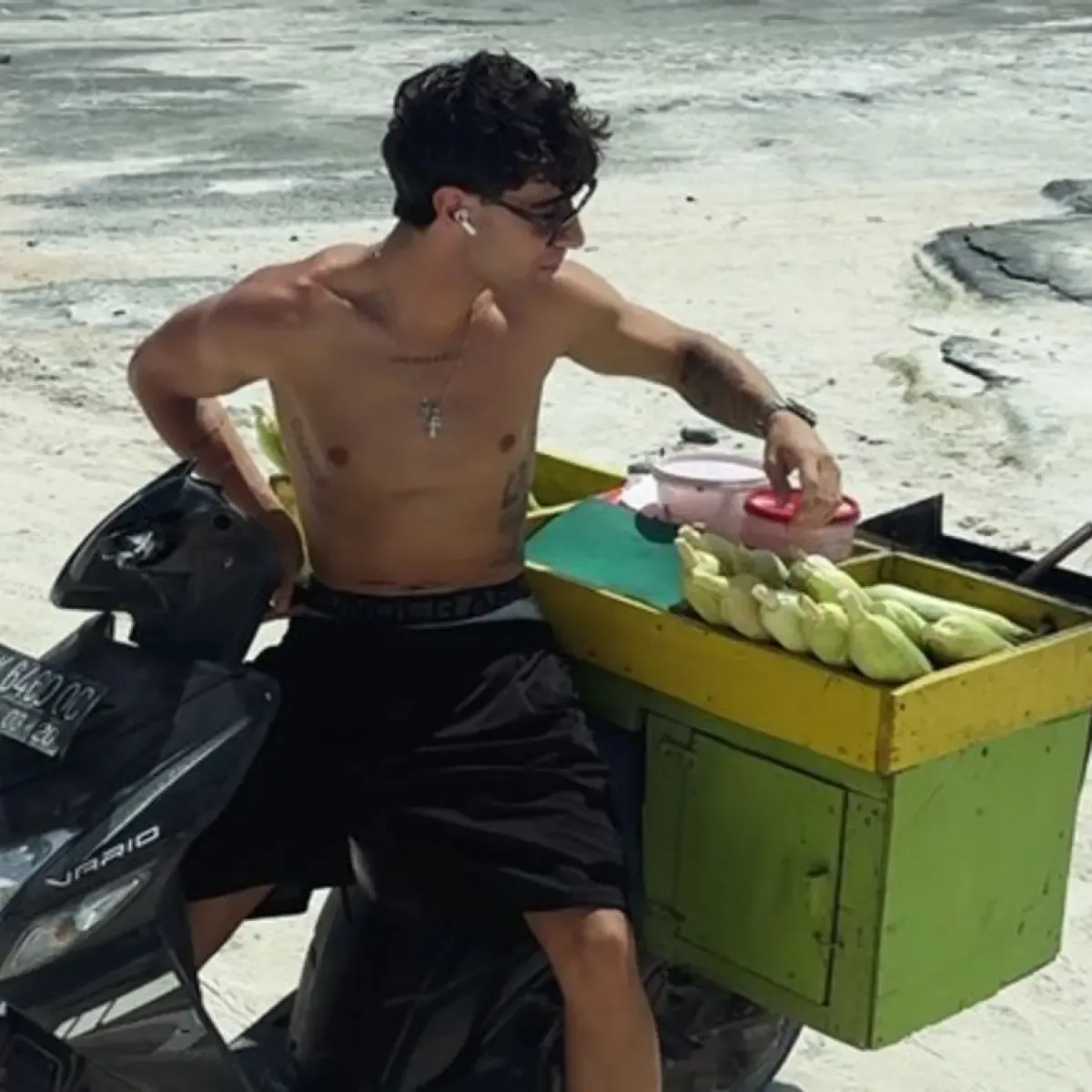 Tony Arbolino Jual Jagung Bakar Jelang MotoGP Mandalika 2026