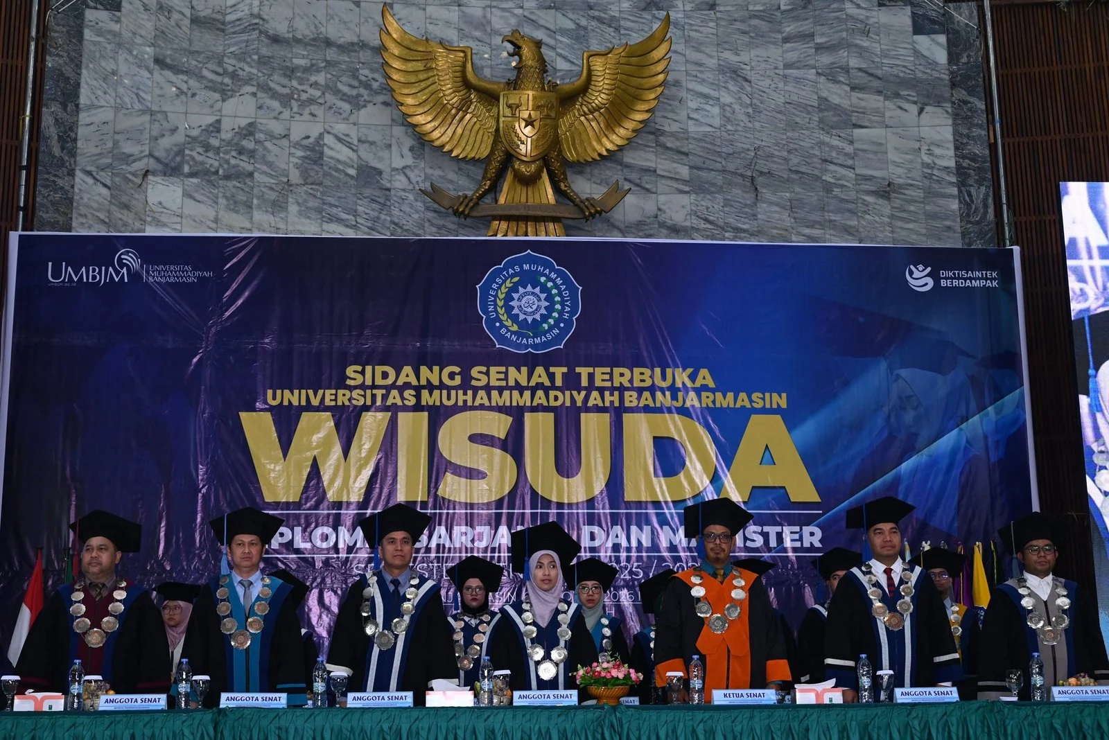 UMBJM Wisuda 561 Sarjana, Titik Awal Memasuki Medan Juang Kehidupan
